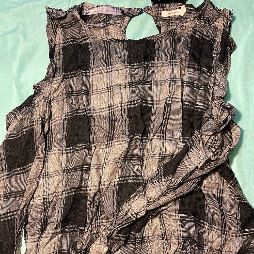 Maurices Cold shoulder